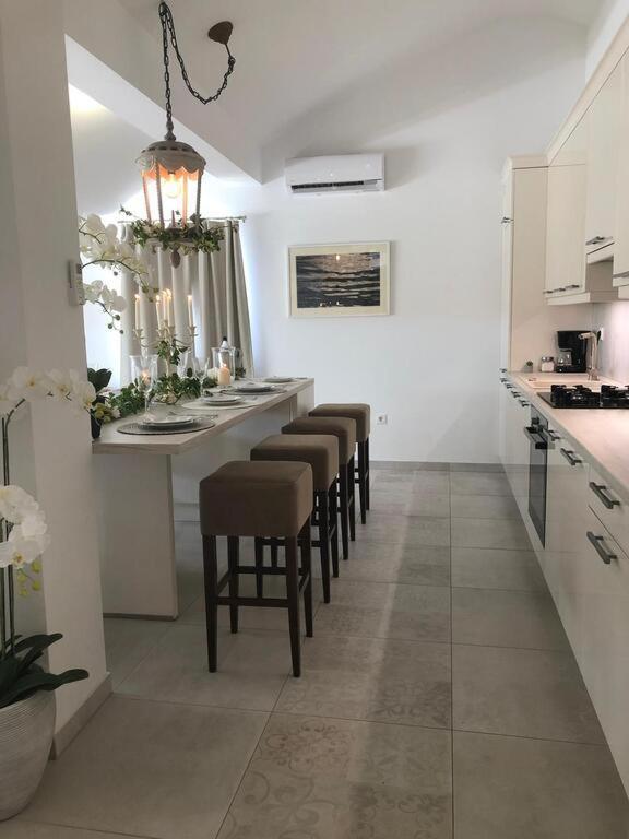 Villa Bella With Pool Novalja Εξωτερικό φωτογραφία