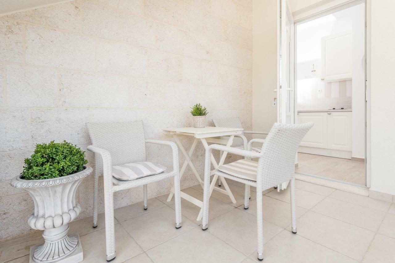 Villa Bella With Pool Novalja Εξωτερικό φωτογραφία