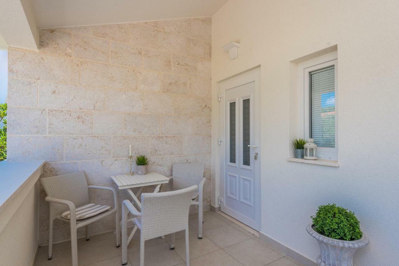 Villa Bella With Pool Novalja Εξωτερικό φωτογραφία